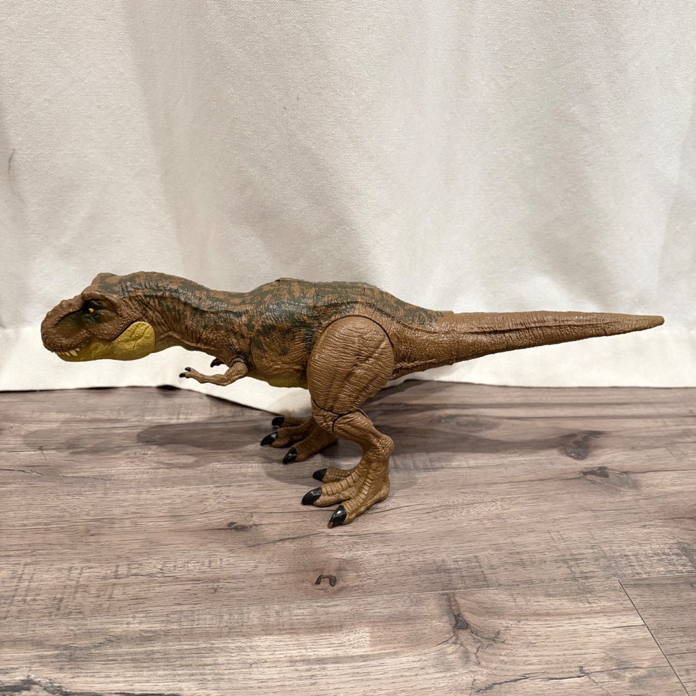 Jurassic World Tyrannosaurus Rex Stomp N Escape Dinosaur T-Rex Sound Moves 2020